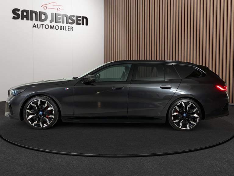 BMW i5 M60 Touring M-Sport Pro xDrive Van