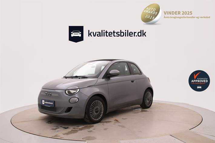 Grå Fiat 500e fra 2022