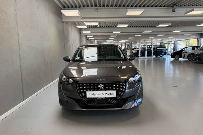 Grå Peugeot 208 fra 2020