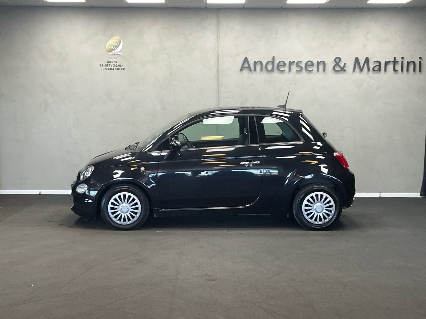 Sort Fiat 500 fra 2019