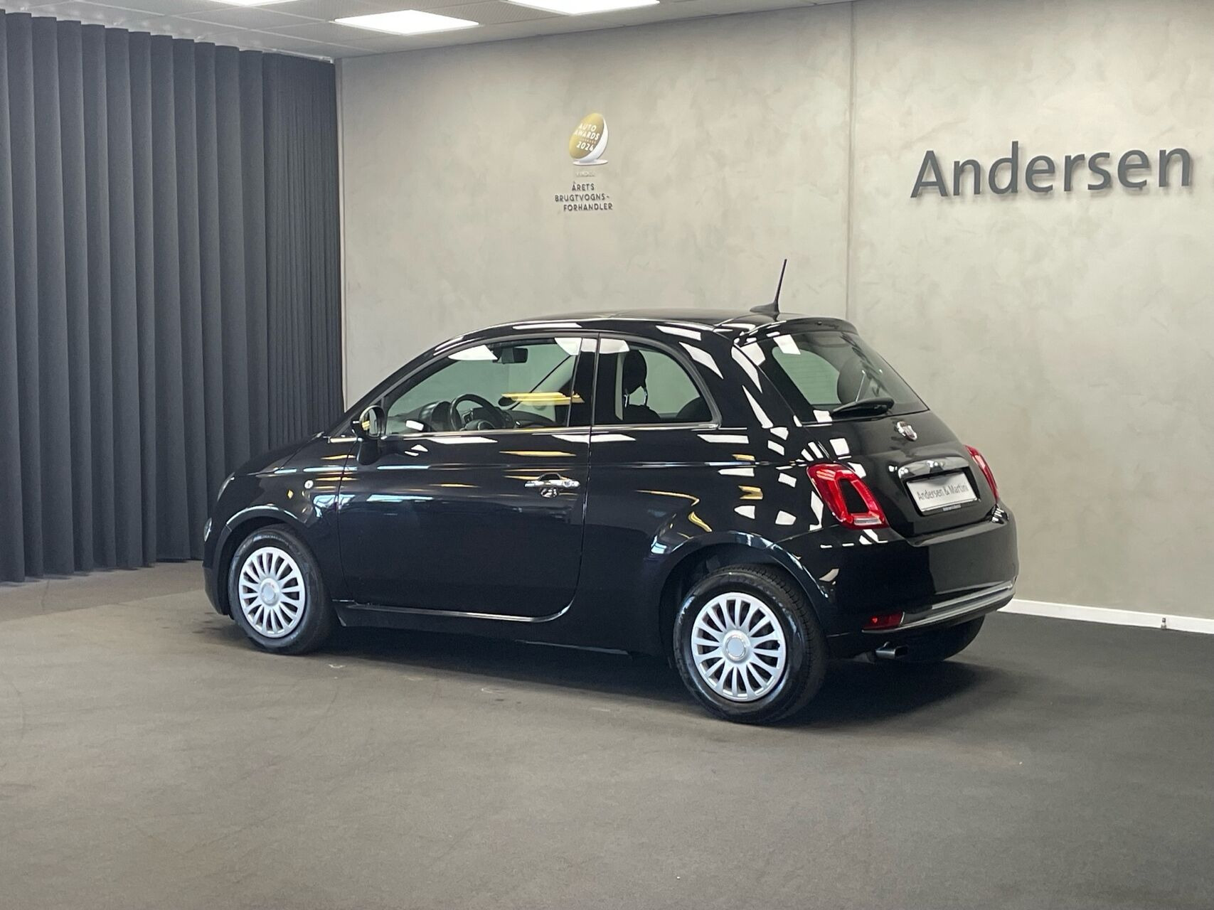 Sort Fiat 500 fra 2019