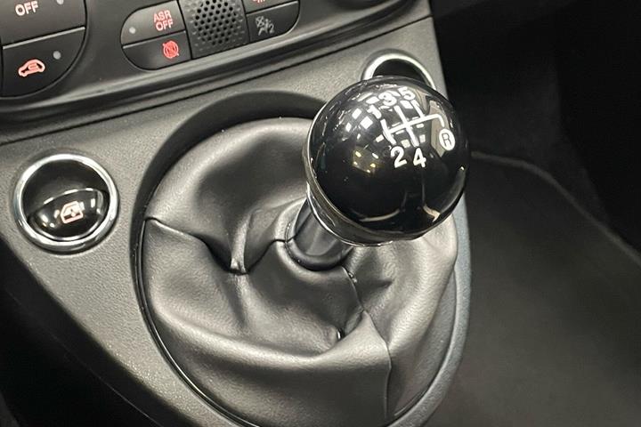 Sort Fiat 500 fra 2019