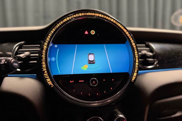 Grøn Mini Cooper fra 2022