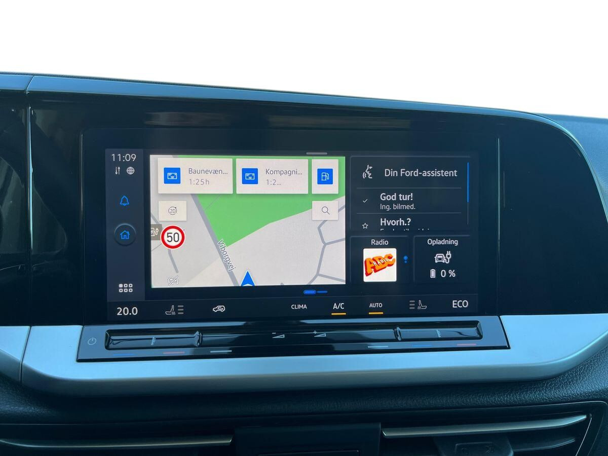 Grå Ford Transit Connect fra 2025