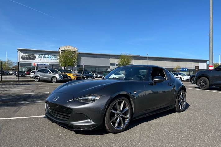 Grå Mazda MX-5 fra 2021