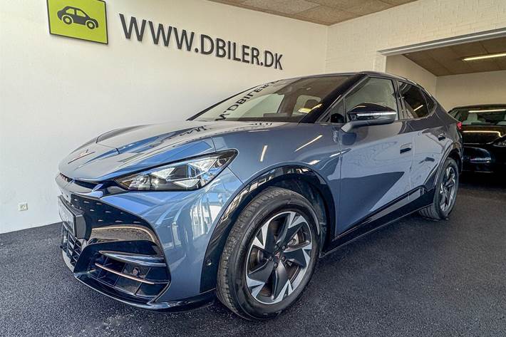 Blå Cupra Tavascan fra 2025