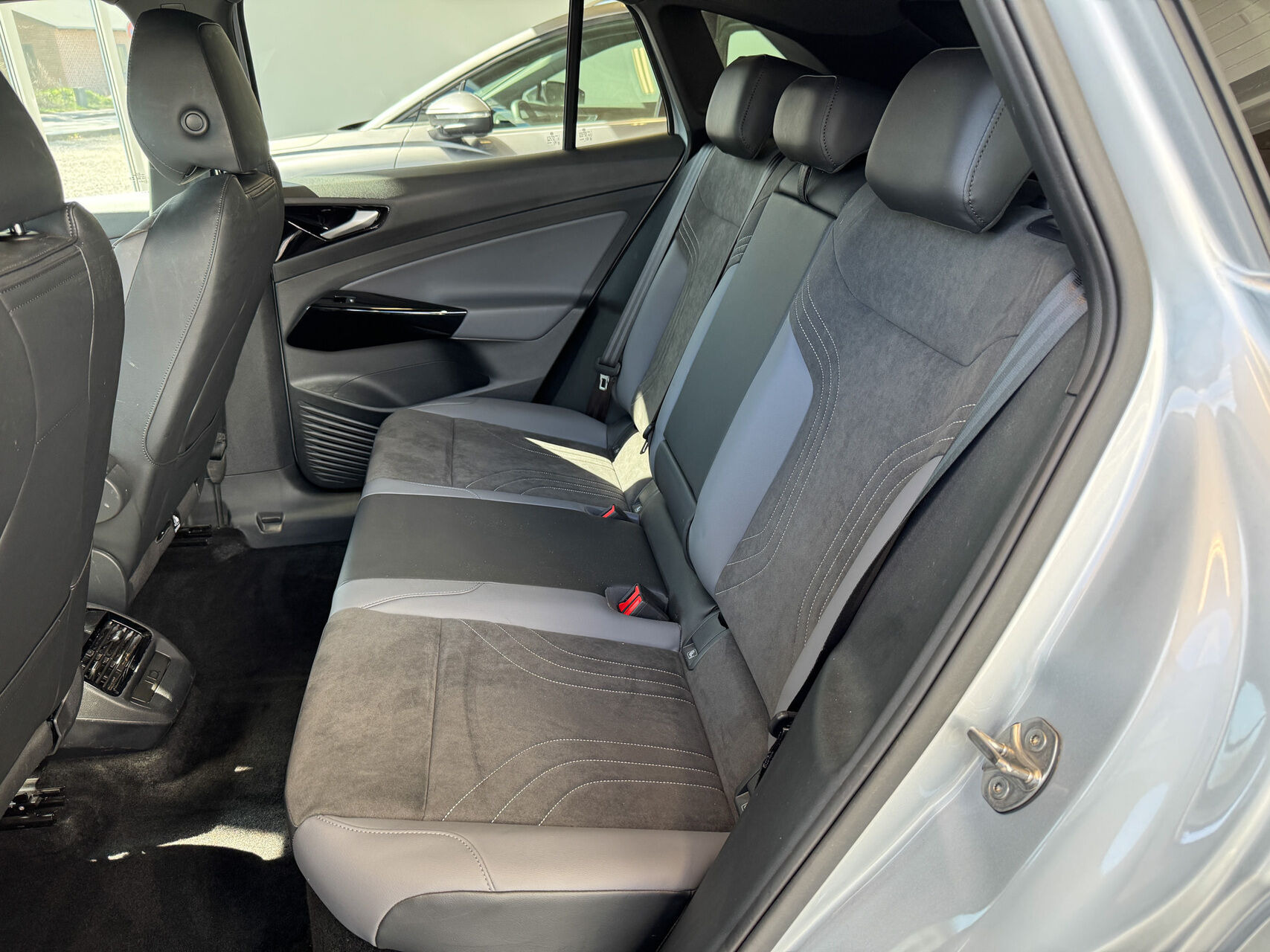 Sølv VW ID.4 fra 2024