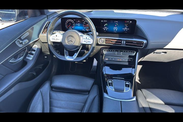 Sort Mercedes EQC400 fra 2023