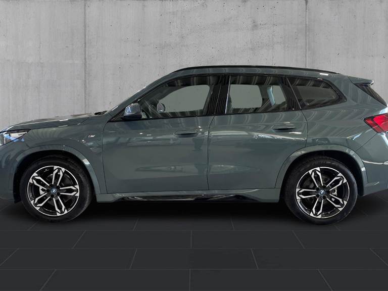 BMW iX1 eDrive20 M-Sport