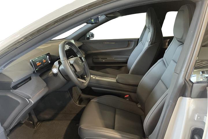 undefined Polestar 4 fra 2024 set indefra