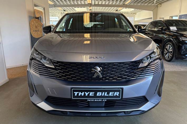 Sølv Peugeot 3008 fra 2022