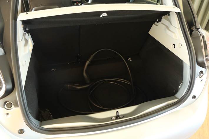 Sølv Renault Zoe fra 2019