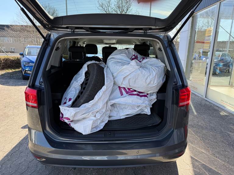 VW Touran 1,6 TDi 115 Comfortline DSG 7prs