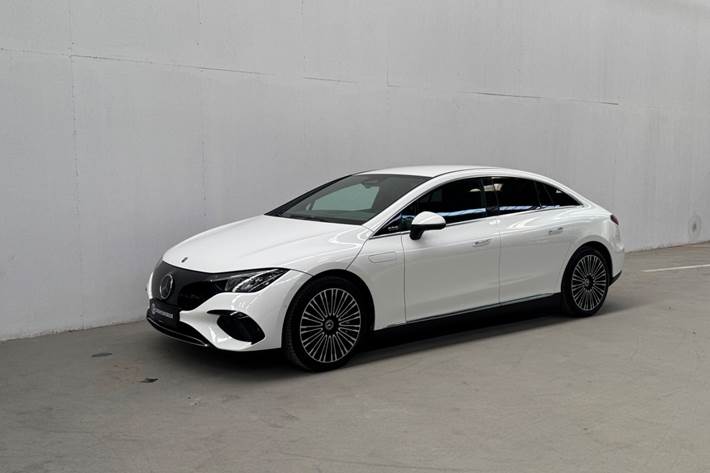 Hvid Mercedes EQE350+ fra 2022