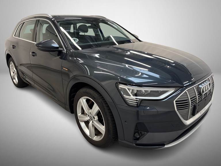 Audi e-tron 50 quattro