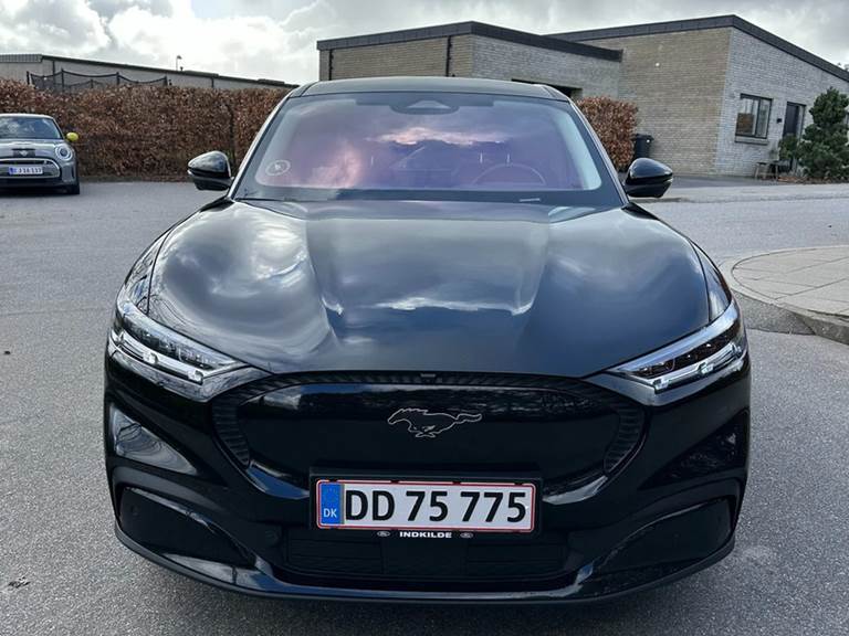 Ford Mustang Mach-E 88 Extended Range