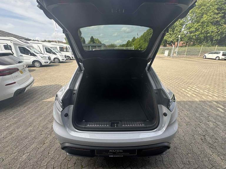 Porsche Macan 4