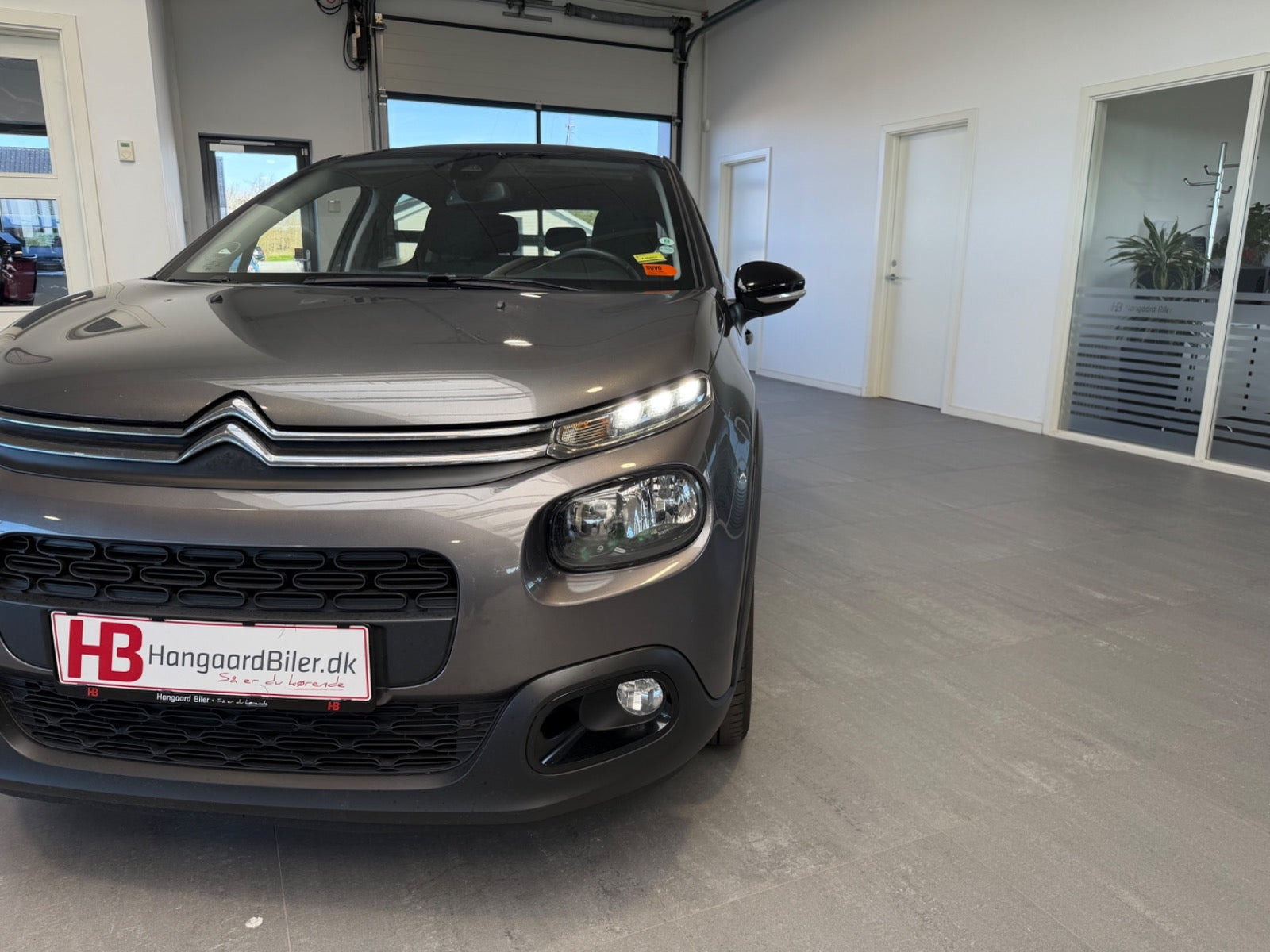 Grå Citroën C3 fra 2019