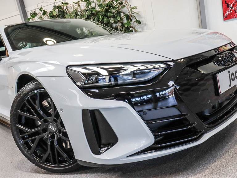 Audi e-tron GT quattro