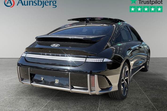 Grå Hyundai Ioniq 6 fra 2024