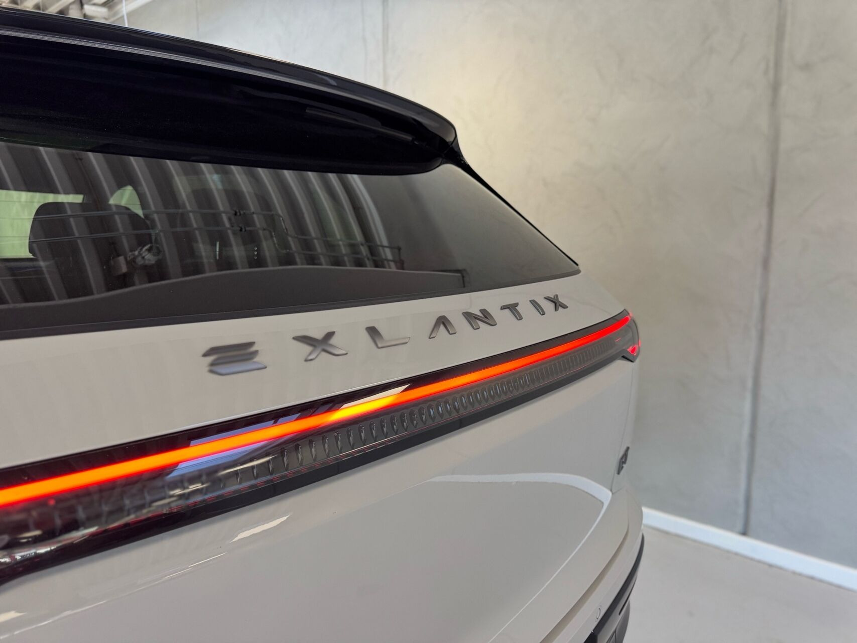Grå Exlantix ET fra 2026