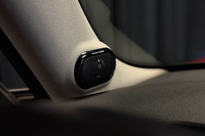 Rød Mini Cooper fra 2022