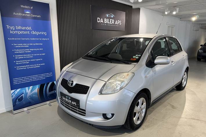 undefined Toyota Yaris fra 2006