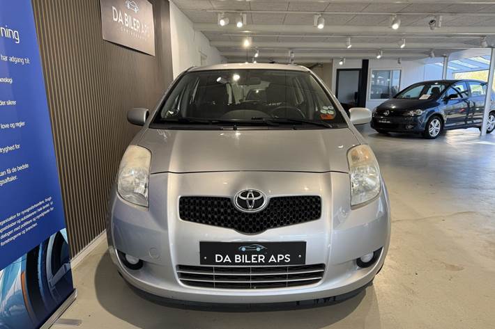 undefined Toyota Yaris fra 2006