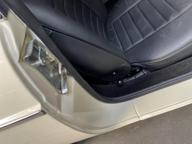 MG C 2,9 140HK Cabr.