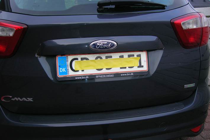 Grå Ford C-MAX fra 2013