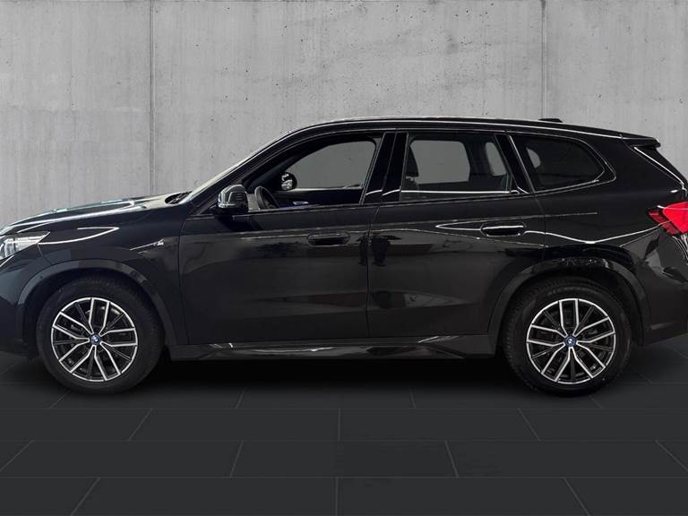 BMW iX1 eDrive20 M-Sport