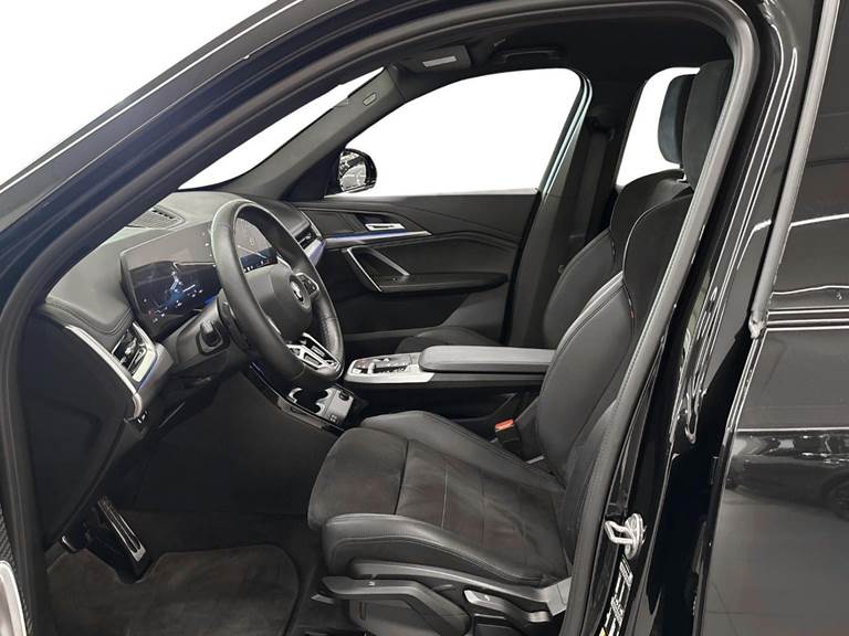 BMW iX1 eDrive20 M-Sport