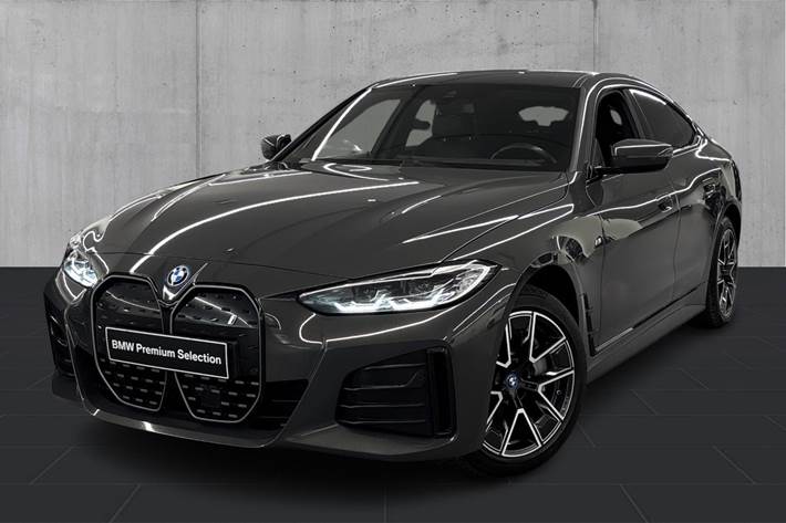 Grå BMW i4 fra 2022