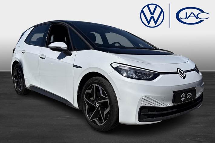 Hvid VW ID.3 fra 2023 set udefra