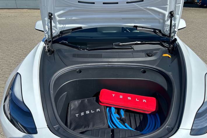 undefined Tesla Model 3 fra 2022
