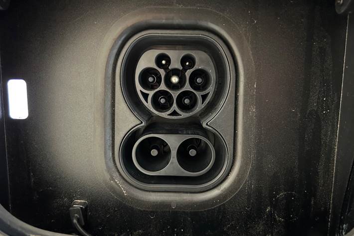 Sort Xpeng G9 fra 2026