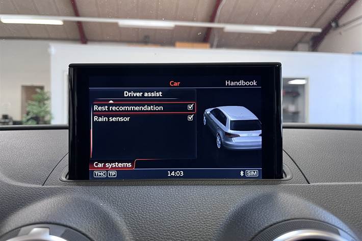 Hvid Audi A3 fra 2015