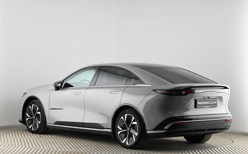 Mazda 6e