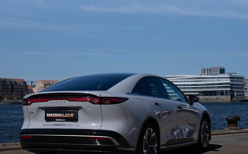 Mazda 6e