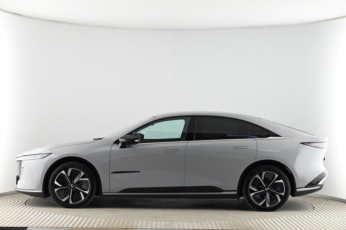 Mazda 6e