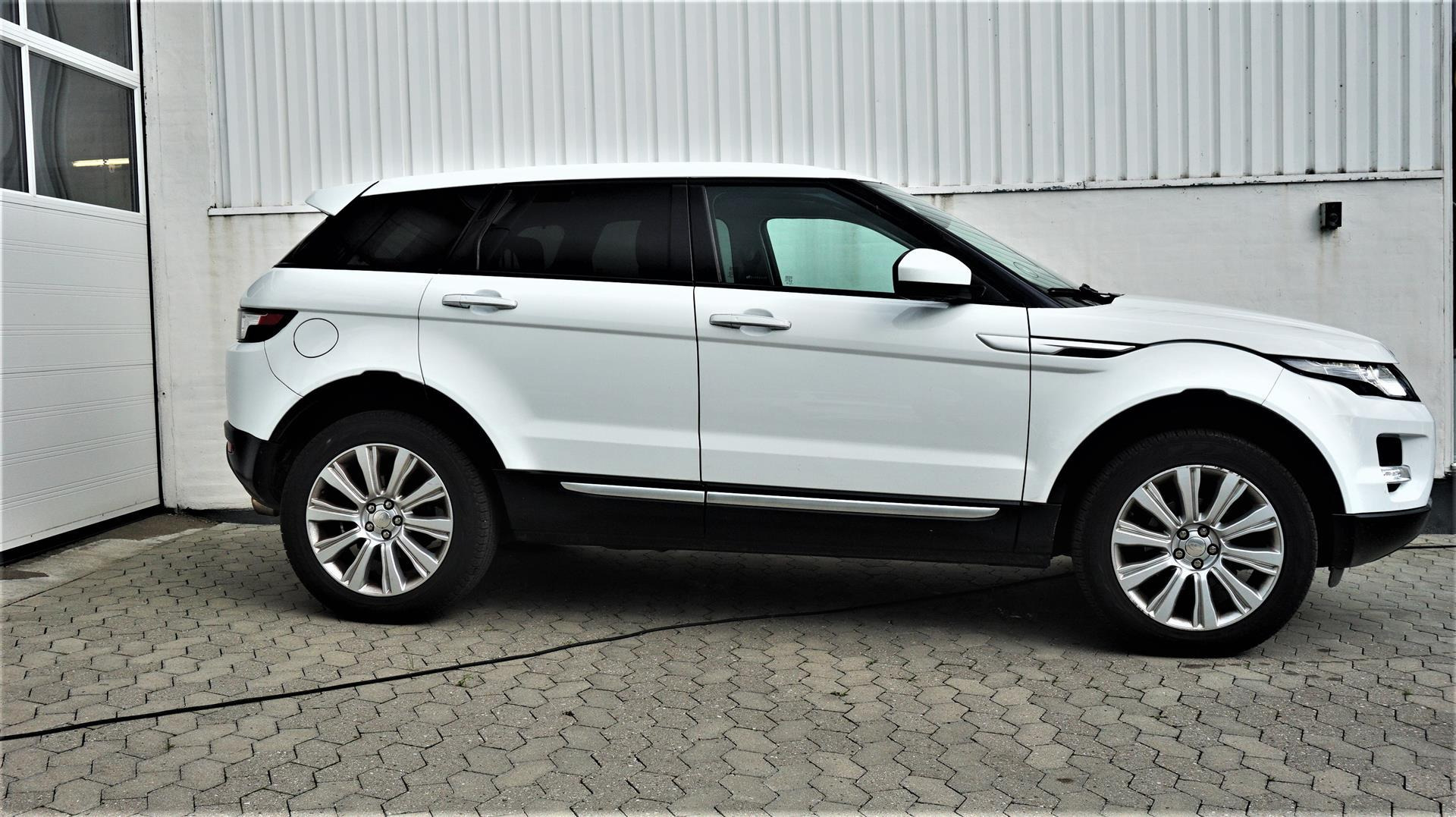 Hvid Land Rover Range Rover evoque fra 2013