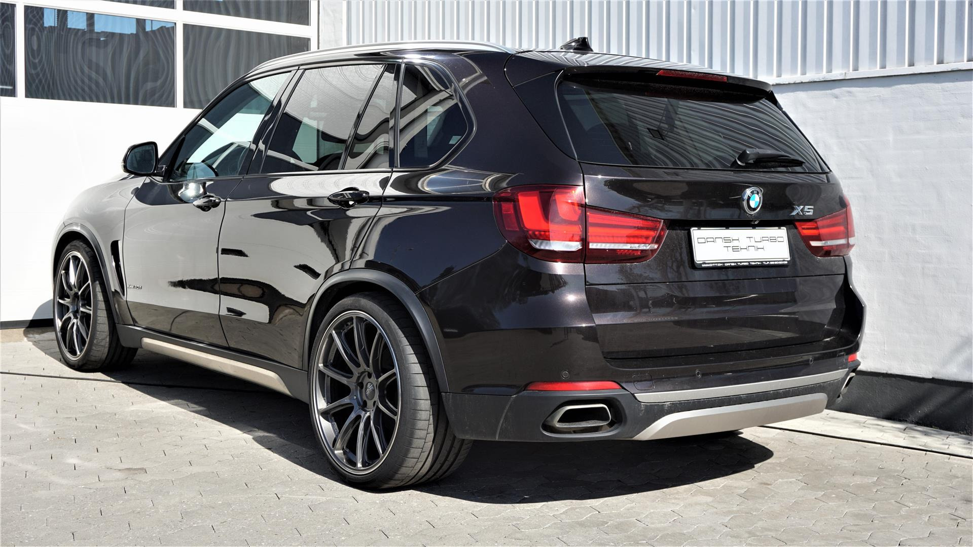 Brun BMW X5 fra 2014