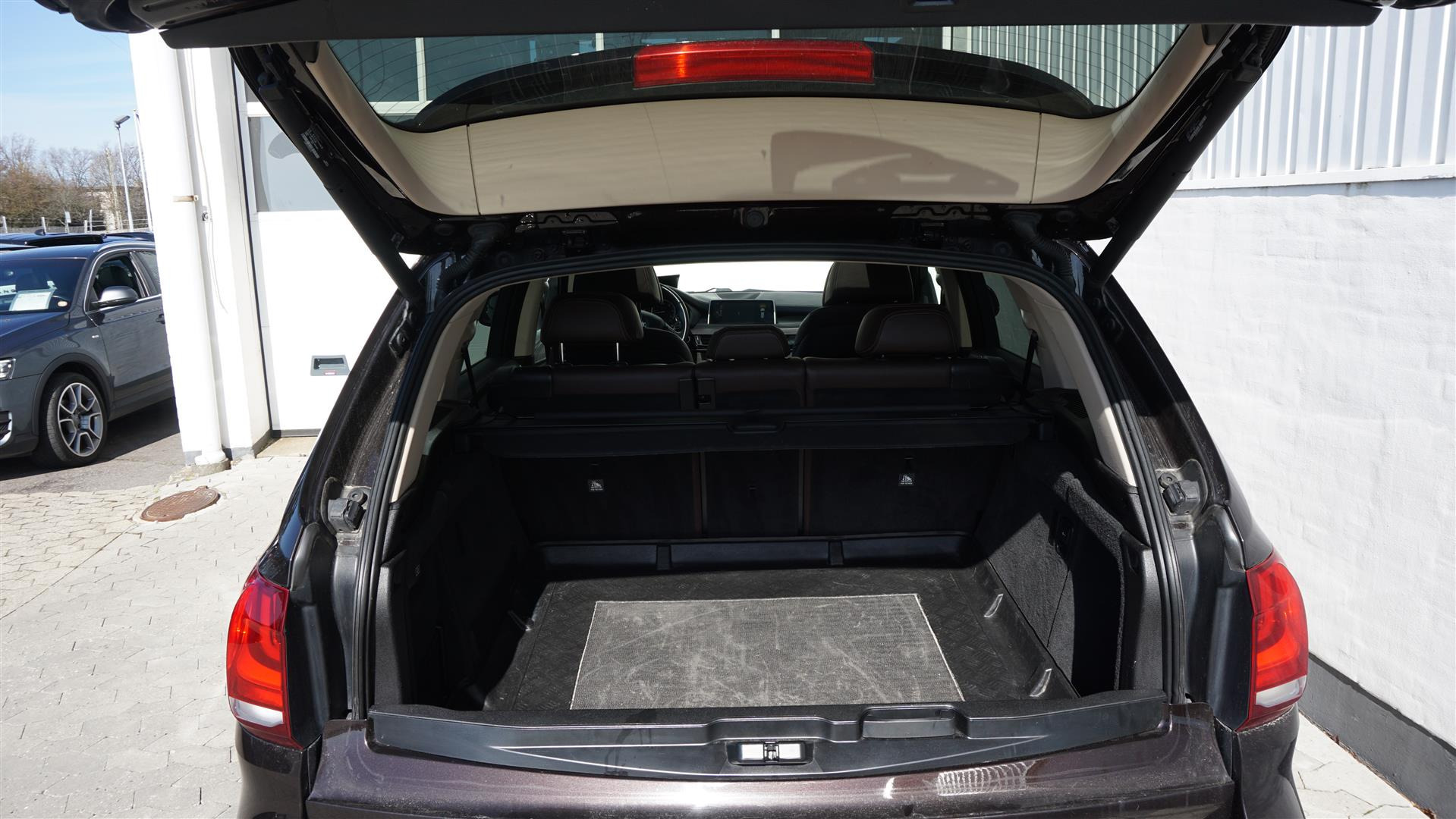 Brun BMW X5 fra 2014