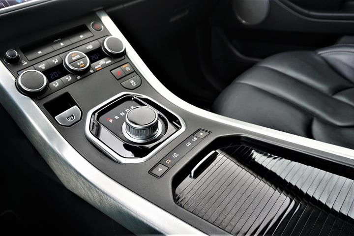 Hvid Land Rover Range Rover evoque fra 2013