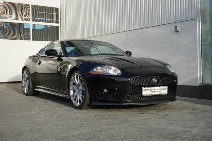 Sort Jaguar XKR-S fra 2009