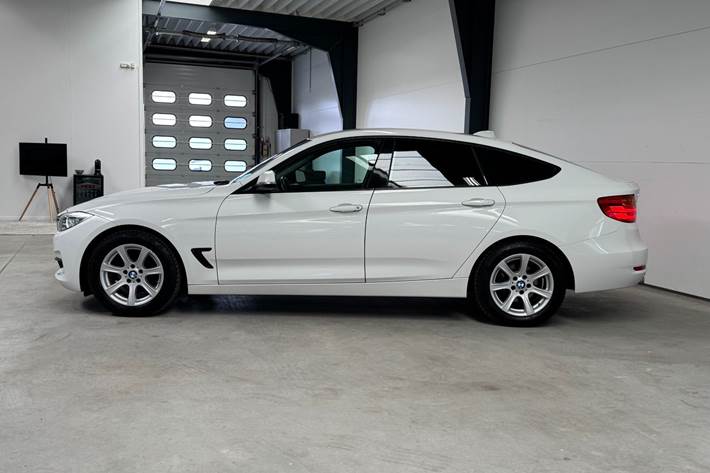 Hvid BMW 320d fra 2014
