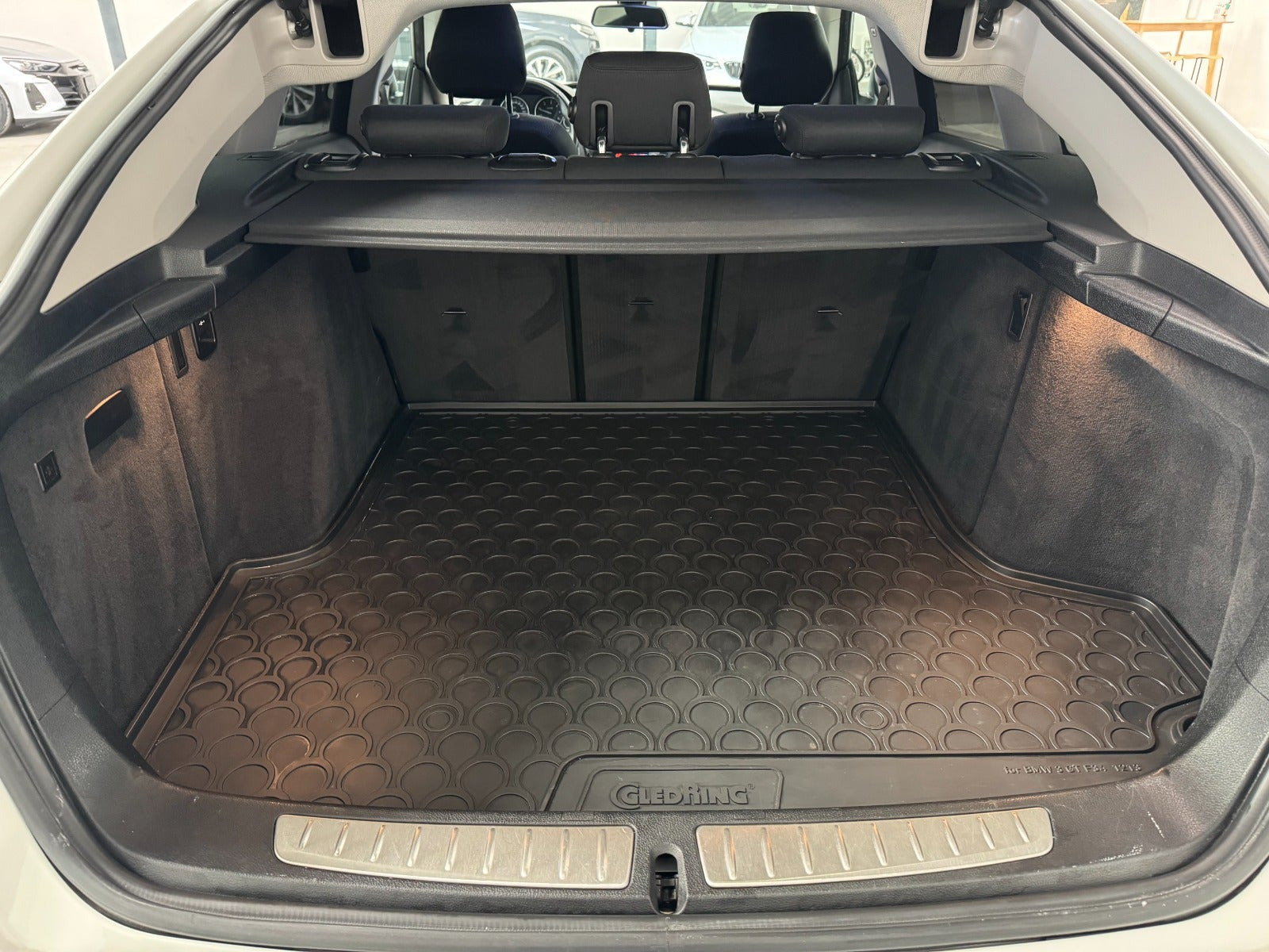 Hvid BMW 320d fra 2014