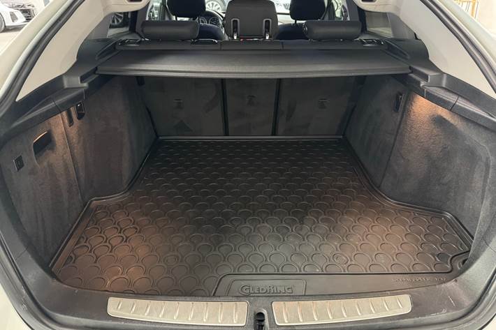 Hvid BMW 320d fra 2014