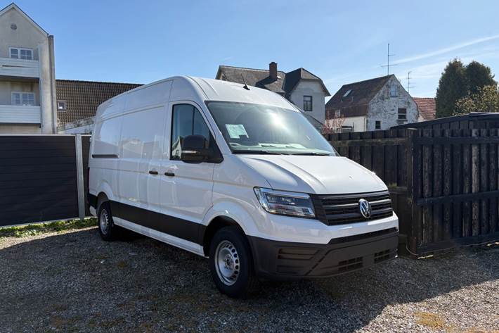 Hvid VW Crafter 35 fra 2026