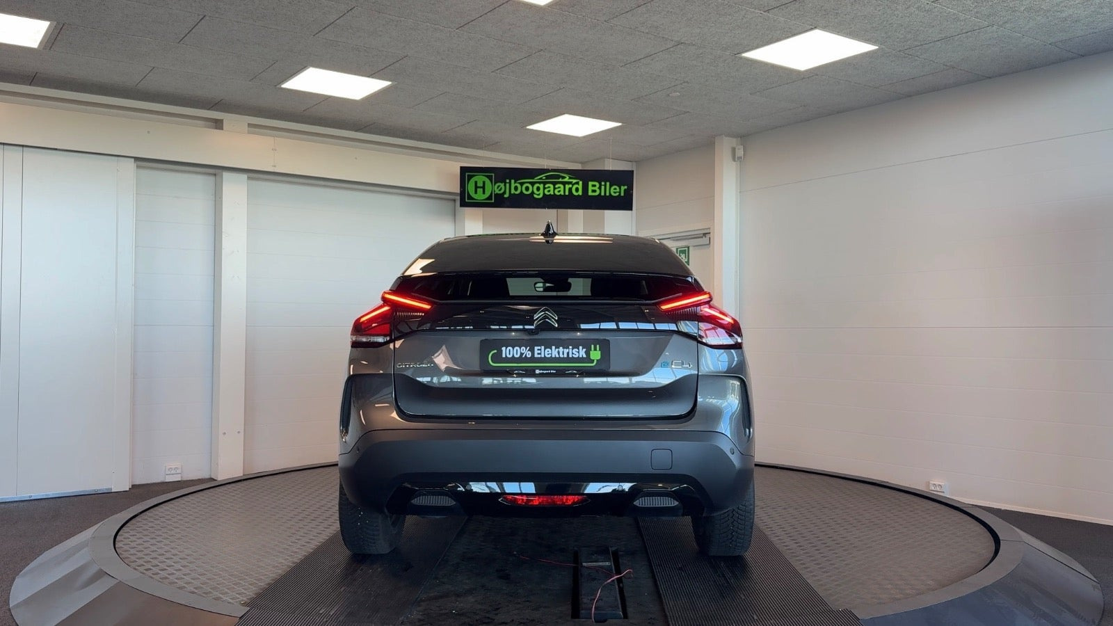 Grå Citroën ë-C4 fra 2024